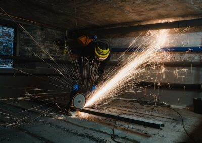 Reportage Entsorgung kellergeschweißter Öltank