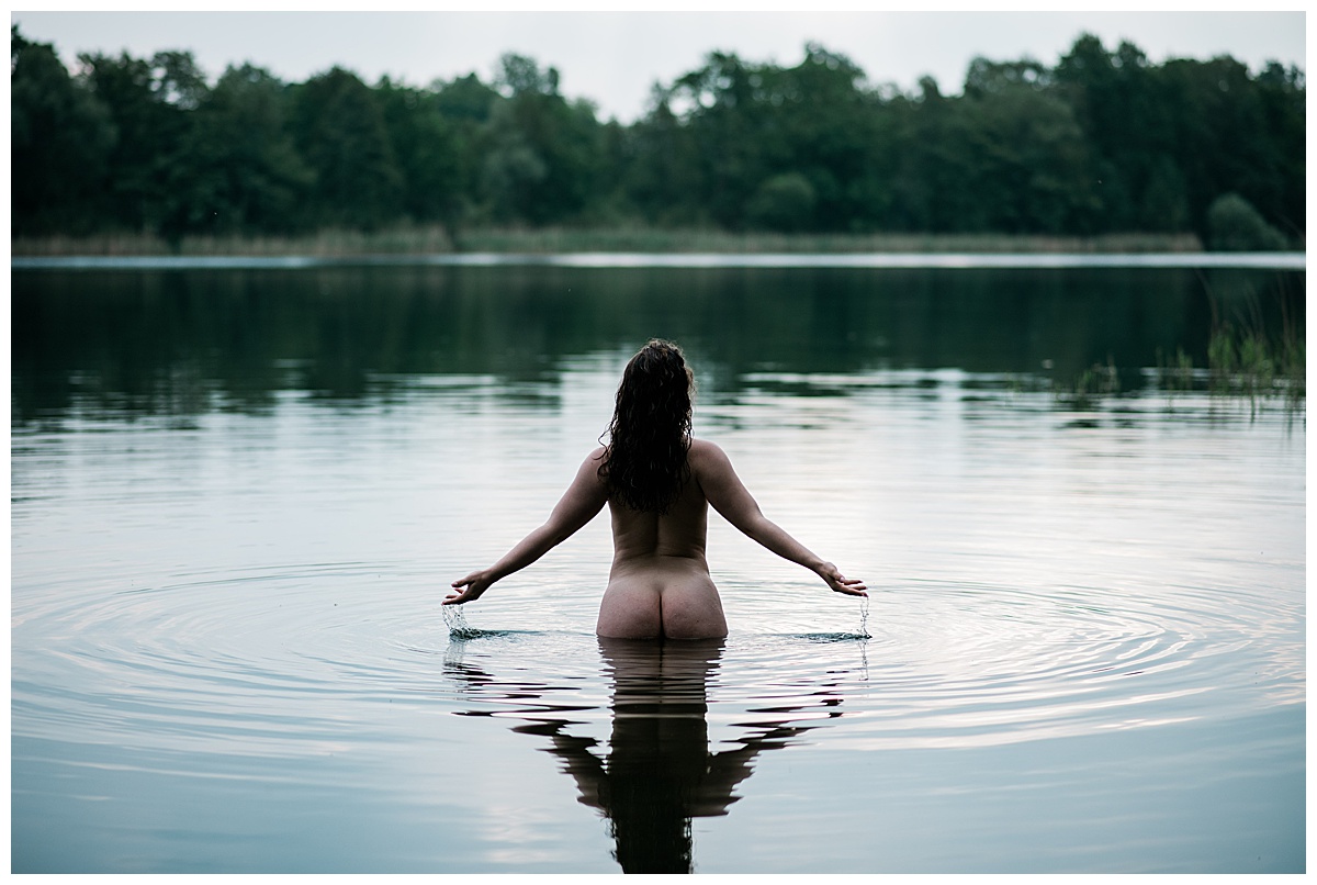 Boudoir Aktshooting im See Boudoir Aktshooting See